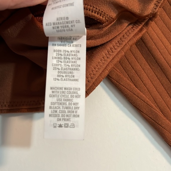 Offline women's XS Burnt Orange, ribbed, long-sleeve crop top w/ square neckline - Picture 5 of 7